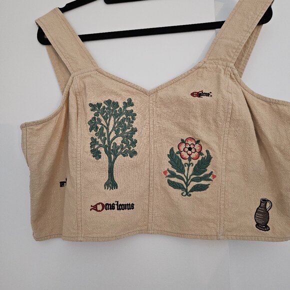 Meadows Illustrated Crop Top - Picture 1 of 7